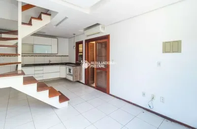 Casa em condomínio fechado com 2 quartos à venda na rua francisco bortoluzzi, 239, ipanema, porto alegre, 83 m2 por r$ 295.000