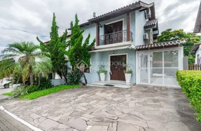 Casa em condomínio fechado com 3 quartos à venda na avenida edgar pires de castro, 540, hípica, porto alegre, 220 m2 por r$ 895.000