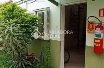 Casa em condomínio fechado com 1 quarto à venda na rua landel de moura, 2048, tristeza, porto alegre, 54 m2 por r$ 200.000