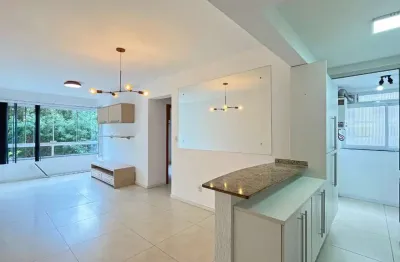 Apartamento com 2 quartos à venda na rua wilson adnislen freitas de paiva, 41, cavalhada, porto alegre, 56 m2 por r$ 310.000
