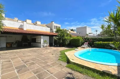 Casa em condomínio fechado com 3 quartos à venda na avenida saul nonnenmacher, 127, ipanema, porto alegre, 330 m2 por r$ 799.000