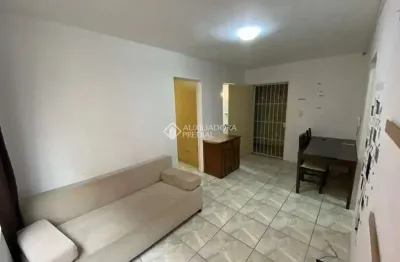 Apartamento com 1 quarto à venda na rua marechal hermes, 155, camaquã, porto alegre, 38 m2 por r$ 130.000
