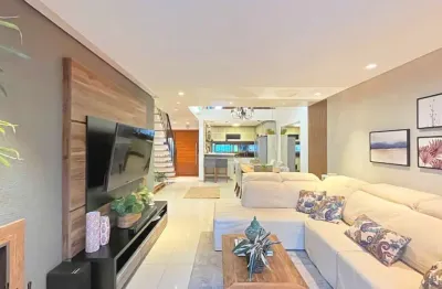 Casa com 3 quartos à venda na rua claudio da silva pinto, 402, espírito santo, porto alegre, 198 m2 por r$ 715.000