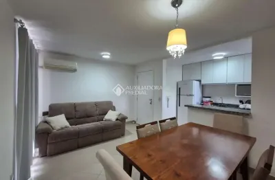 Apartamento com 3 quartos à venda na rua doutor campos velho, 1756, cristal, porto alegre, 63 m2 por r$ 340.000
