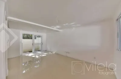 Casa em condomínio fechado com 3 quartos à venda na rua doutor pereira neto, 1215, tristeza, porto alegre, 110 m2 por r$ 650.000