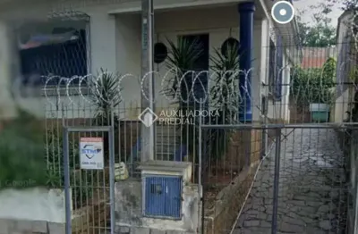 Casa com 2 quartos à venda na Rua General Gomes Carneiro, 917, Medianeira, Porto Alegre, 75 m2 por R$ 430.000