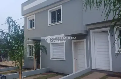 Casa em condomínio fechado com 2 quartos à venda na rua frederico etzberger, 650, nonoai, porto alegre, 54 m2 por r$ 370.000