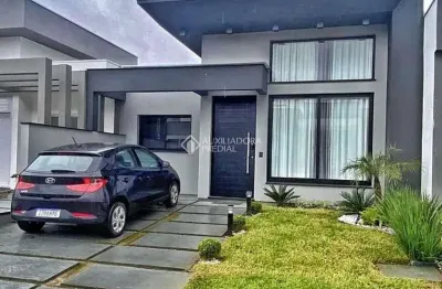 Casa em condomínio fechado com 3 quartos à venda na estrada caminho do meio, 2815, vila augusta, viamão, 88 m2 por r$ 690.000