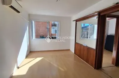Apartamento com 2 quartos à venda na rua demétrio ribeiro, 56, centro histórico, porto alegre, 66 m2 por r$ 350.000