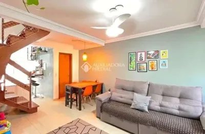 Casa com 2 quartos à venda na rua itacyr rossi, 233, guarujá, porto alegre, 129 m2 por r$ 390.000