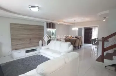 Casa com 3 quartos à venda na rua corticeira, 431, hípica, porto alegre, 188 m2 por r$ 699.000