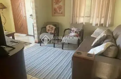 Casa com 2 quartos à venda na rua saldanha da gama, 58, vila são josé, porto alegre, 98 m2 por r$ 600.000