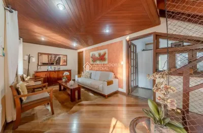 Casa em condomínio fechado com 3 quartos à venda na rua erechim, 100, nonoai, porto alegre, 181 m2 por r$ 719.000