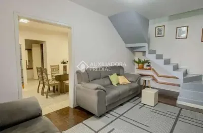 Casa com 3 quartos à venda na rua rodrigues alves, 238, niterói, canoas, 250 m2 por r$ 805.000