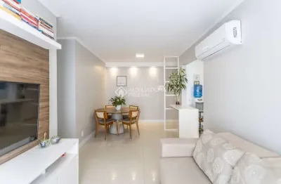 Apartamento com 3 quartos à venda na avenida da cavalhada, 3559, cavalhada, porto alegre, 71 m2 por r$ 395.000