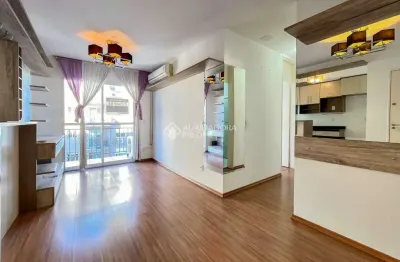 Apartamento com 3 quartos à venda na Avenida Otto Niemeyer, 1702, Camaquã, Porto Alegre, 67 m2 por R$ 379.000