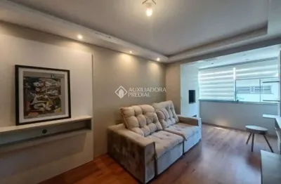 Apartamento com 2 quartos à venda na rua anita garibaldi, 829, mont serrat, porto alegre, 60 m2 por r$ 1.010.000