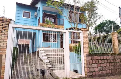 Casa com 3 quartos à venda na rua enfermeiro ventura, 310, vila nova, porto alegre, 220 m2 por r$ 1.100.000