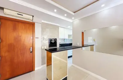 Apartamento com 2 quartos à venda na rua tamandaré, 1020, camaquã, porto alegre, 66 m2 por r$ 350.000