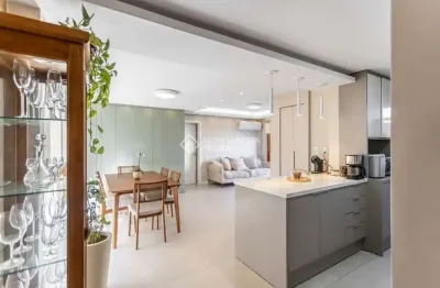 Apartamento com 3 quartos à venda na rua silveiro, 282, menino deus, porto alegre, 100 m2 por r$ 790.000