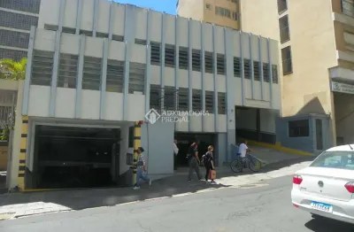 Garagem à venda na rua senhor dos passos, 224, centro histórico, porto alegre, 12 m2 por r$ 40.000