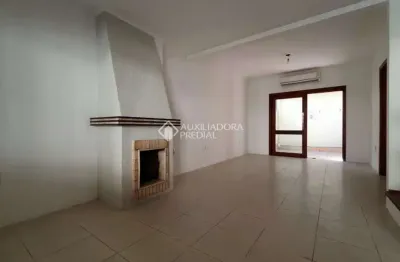 Casa em condomínio fechado com 3 quartos à venda na avenida eduardo prado, 1954, cavalhada, porto alegre, 192 m2 por r$ 999.000