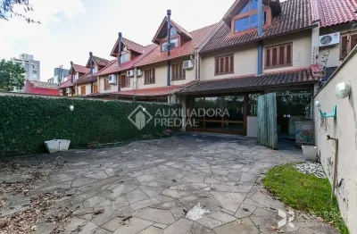 Casa em condomínio fechado com 4 quartos à venda na rua teresa cristo, 102, tristeza, porto alegre, 233 m2 por r$ 1.650.000