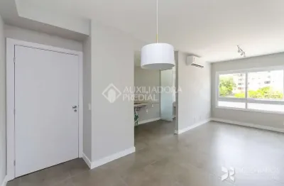 Apartamento com 3 quartos à venda na avenida teresópolis, 2438, teresópolis, porto alegre, 67 m2 por r$ 685.000