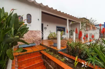 Casa em condomínio fechado com 3 quartos à venda na rua coronel massot, 1583, cristal, porto alegre, 240 m2 por r$ 795.000