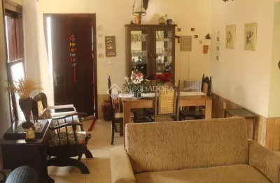 Casa em condomínio fechado com 3 quartos à venda na rua claudio da silva pinto, 259, espírito santo, porto alegre, 111 m2 por r$ 599.000