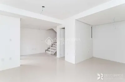 Casa em condomínio fechado com 3 quartos à venda na rua padre joão batista reus, 2754, camaquã, porto alegre, 123 m2 por r$ 480.000