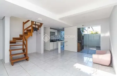 Casa em condomínio fechado com 3 quartos à venda na estrada campo novo, 131, ipanema, porto alegre, 69 m2 por r$ 320.000