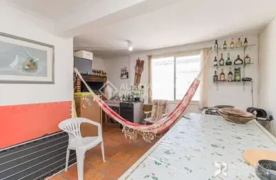 Cobertura com 3 quartos à venda na rua érico cramer, 45, camaquã, porto alegre, 207 m2 por r$ 669.900