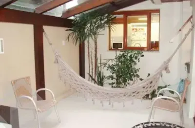 Casa em condomínio fechado com 3 quartos à venda na travessa pedra redonda, 450, ipanema, porto alegre, 340 m2 por r$ 1.450.000