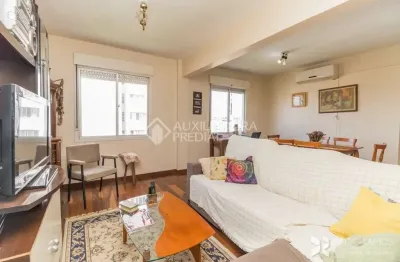 Apartamento com 3 quartos à venda na rua jataí, 865, cristal, porto alegre, 132 m2 por r$ 566.000