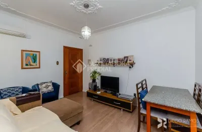 Apartamento com 2 quartos à venda na avenida professor oscar pereira, 179, azenha, porto alegre, 62 m2 por r$ 249.900