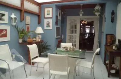 Casa em condomínio fechado com 3 quartos à venda na rua general rondon, 452, tristeza, porto alegre, 224 m2 por r$ 1.060.000