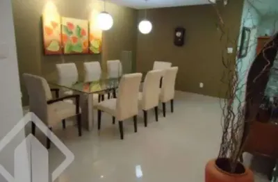 Casa em condomínio fechado com 3 quartos à venda na rua jataí, 331, cristal, porto alegre, 322 m2 por r$ 2.000.000