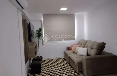 Apartamento com 2 quartos à venda na rua josé iuchno, 205, hípica, porto alegre, 41 m2 por r$ 180.000