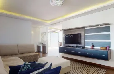 Casa em condomínio fechado com 4 quartos à venda na Rua Jacundá, 132, Guarujá, Porto Alegre, 240 m2 por R$ 1.615.000