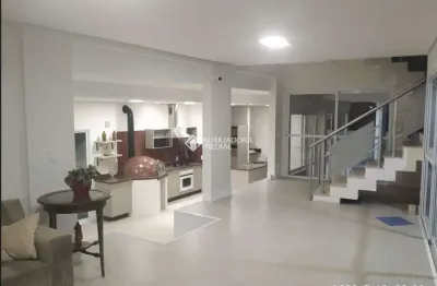 Casa com 5 quartos à venda na rua doutor celso nicodemus lopes, 111, joão paulo, florianópolis, 567 m2 por r$ 4.300.000
