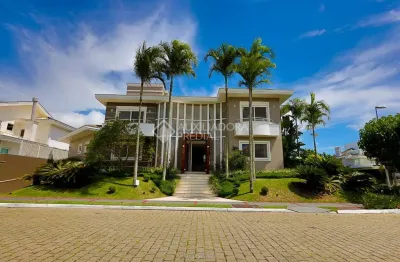 Casa com 4 quartos à venda na rua dos robaletes, 494, jurerê, florianópolis, 437 m2 por r$ 5.500.000