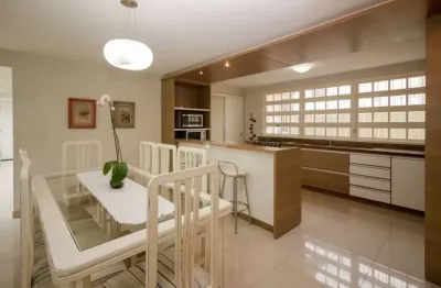 Casa comercial à venda na rua cid xavier gonçalves, 23, santa mônica, florianópolis, 276 m2 por r$ 1.789.000