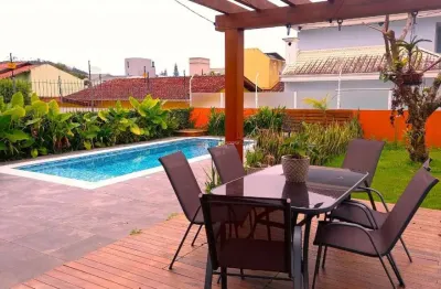 Casa com 3 quartos à venda na rua itapeva, 222, itacorubi, florianópolis, 210 m2 por r$ 2.350.000