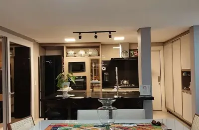 Casa com 4 quartos à venda na rua professor joão tolentino, 71, agronômica, florianópolis, 230 m2 por r$ 2.600.000