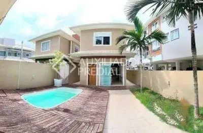Casa com 3 quartos à venda na rua da escova de garrafa, 241, cachoeira do bom jesus, florianópolis, 139 m2 por r$ 1.350.000