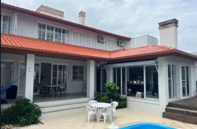 Casa com 3 quartos à venda na rua doutor celso nicodemus lopes, 145, joão paulo, florianópolis, 358 m2 por r$ 3.230.000