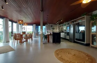 Casa com 4 quartos à venda na avenida campeche, 3657, campeche, florianópolis, 310 m2 por r$ 4.900.000