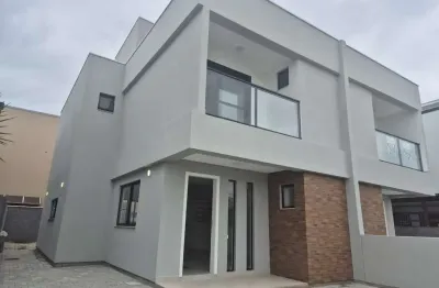 Casa com 3 quartos à venda na rua arco íris, 535, carianos, florianópolis, 142 m2 por r$ 1.200.000