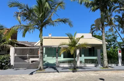 Casa com 4 quartos à venda na rua maurílio lopes da silva, 203, praia brava, florianópolis, 363 m2 por r$ 4.500.000